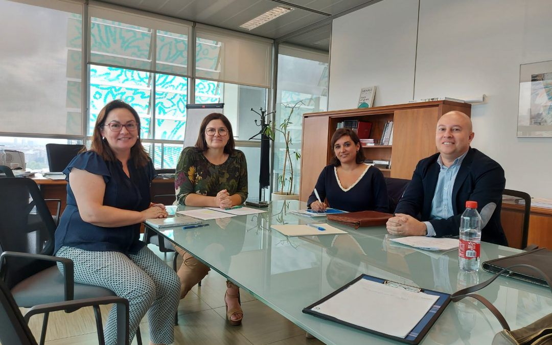 Reunión de FAUTCOVA con la secretaria autonómica de Política Territorial, Urbanismo y Paisaje para tratar la Regularización de Actividades Industriales en Suelo no Urbanizable